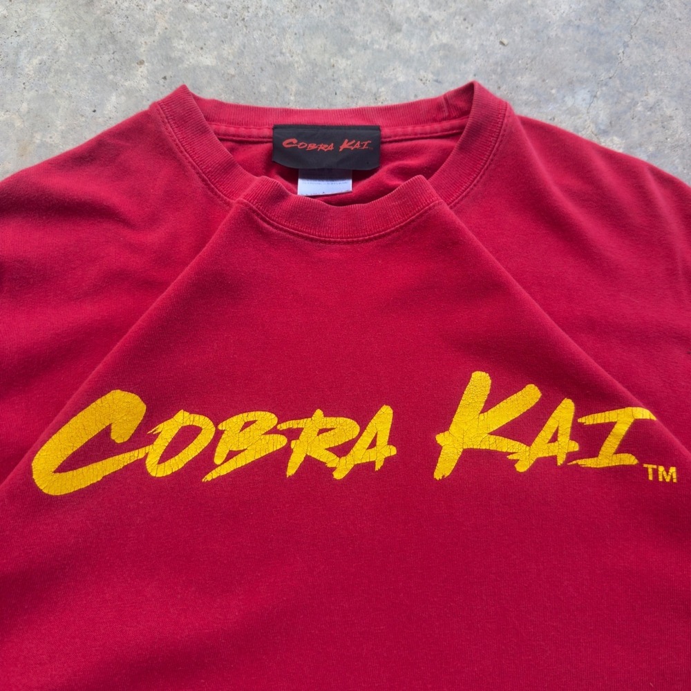 Vintage Y2K Cobra Kai Karate Kid Saga Continues Graphic Tee Red Large (f2)